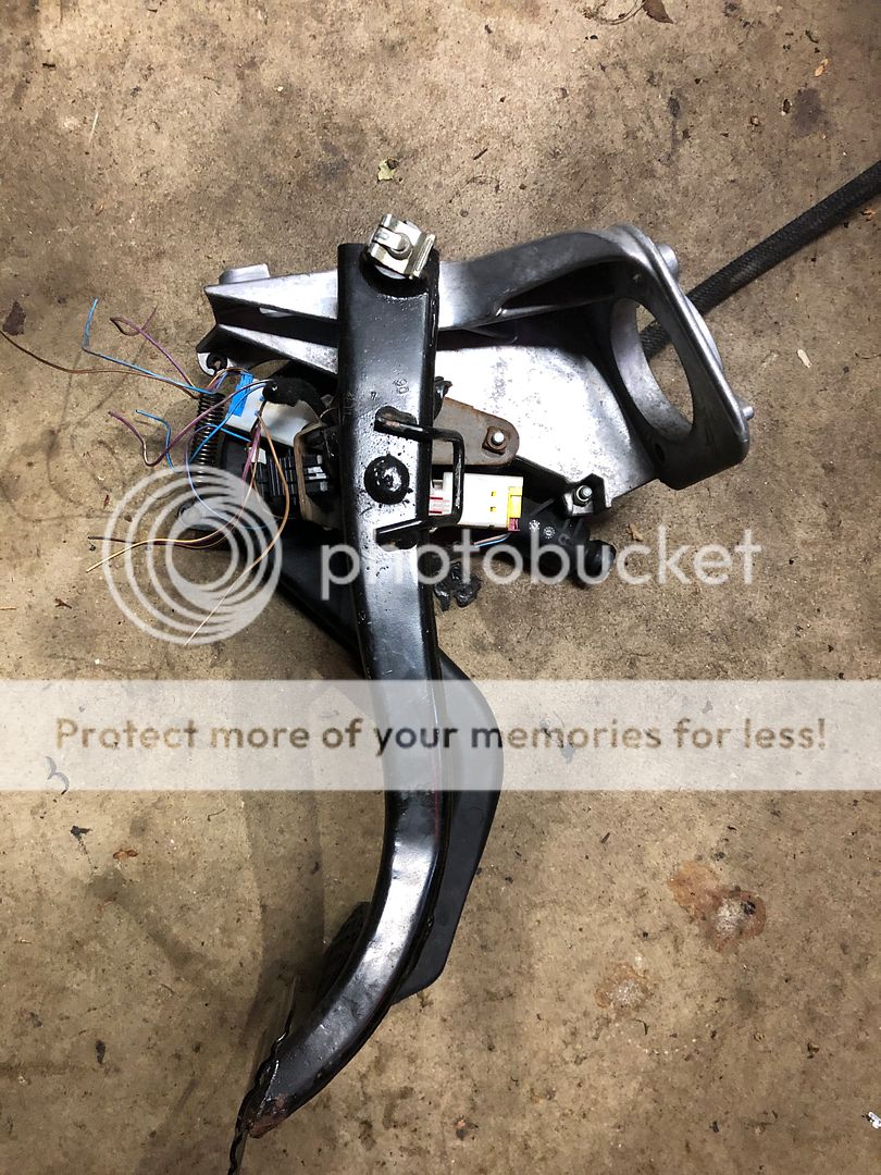 E46 E46 Clutch/Brake pedal set up for swap